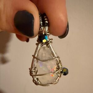 Opal pendant